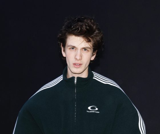 Вышел новый сериал с Марком Эйдельштейном