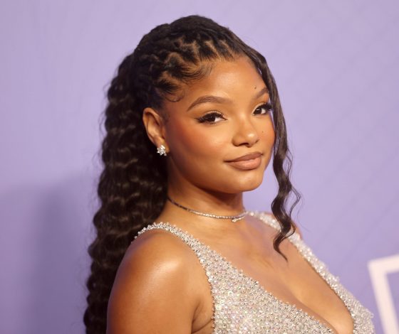 Холли Бейли через суд запретила бывшему к ней приближаться