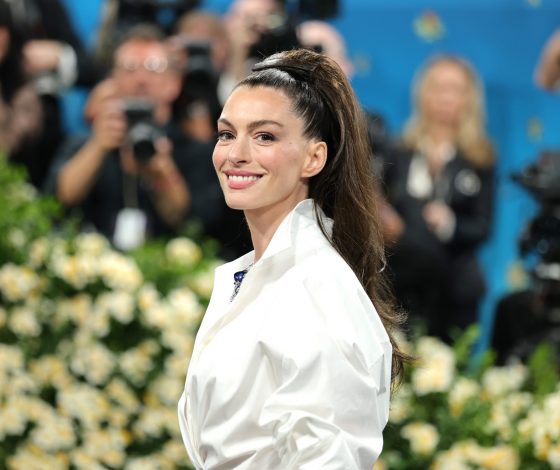 Кто стал новым бойфрендом героини Энн Хэтэуэй в «Дьявол носит Prada 2»