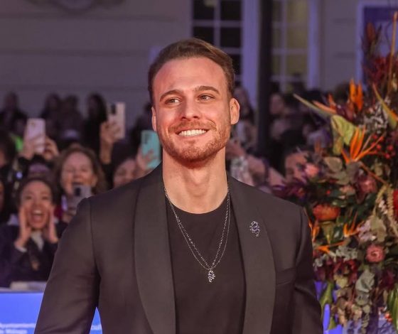 Керем Бюрсин рассказал, какая роль будет следующей в его карьере