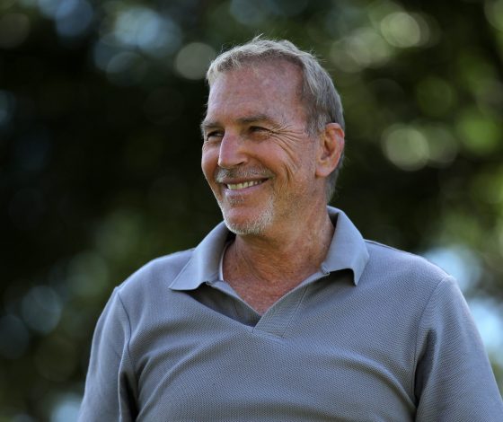 Кевин Костнер ответил иском на обвинения в изнасиловании