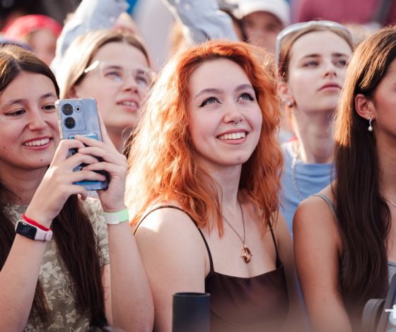 Билеты как произведения искусства: VK Fest запустил лимитированную коллекцию