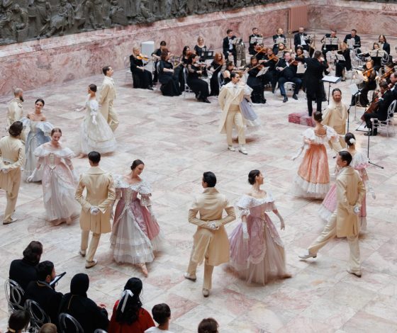 Петр Аксенов, Илья и Виктория Давыдовы, Мария Грудина и другие на благотворительном Пасхальном концерте ювелирного дома Russkaya Skazka