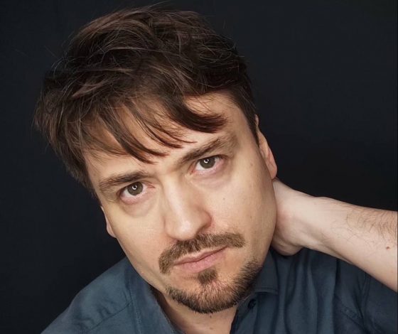 На звезду «Беспринципных» Руслана Алдонина напали в центре Москвы