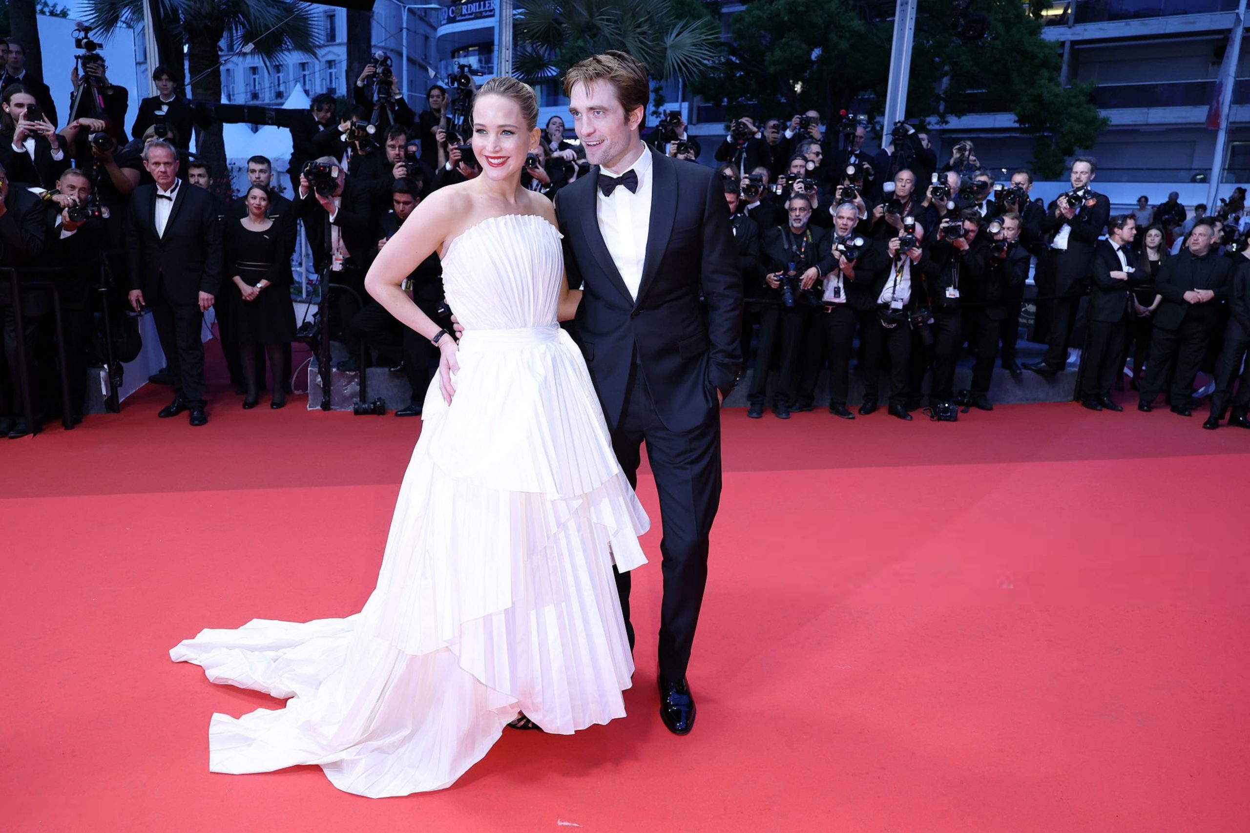 Jennifer Lawrence and Robert Pattinson presented a movie about love and madness in Cannes
