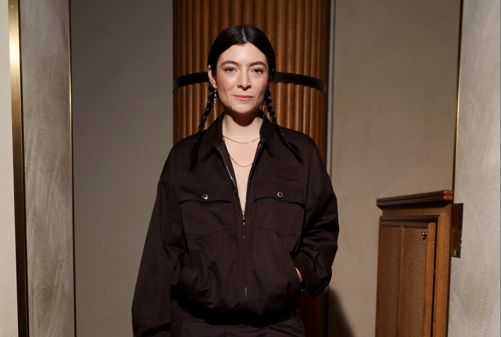 Bot and jeans in low landing: what will happen to aesthetic lorde summer Bot and jeans in low landing: what will happen to aesthetic lorde summer