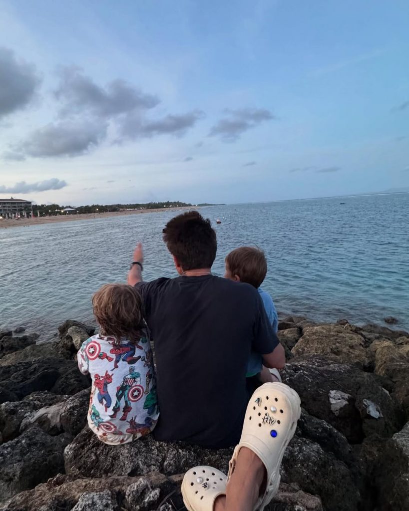Vlad Topalov with kids. Photo: Social Networks