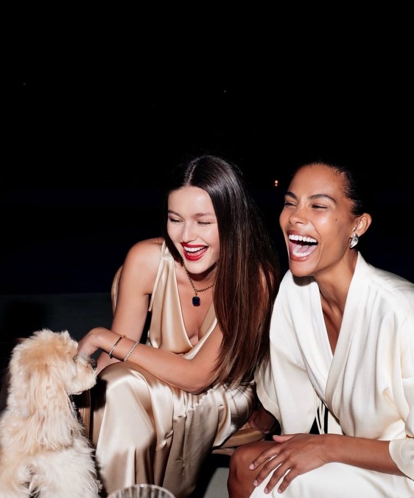 Kristina Romanova and Tina Kunaki. Photo: Social Networks