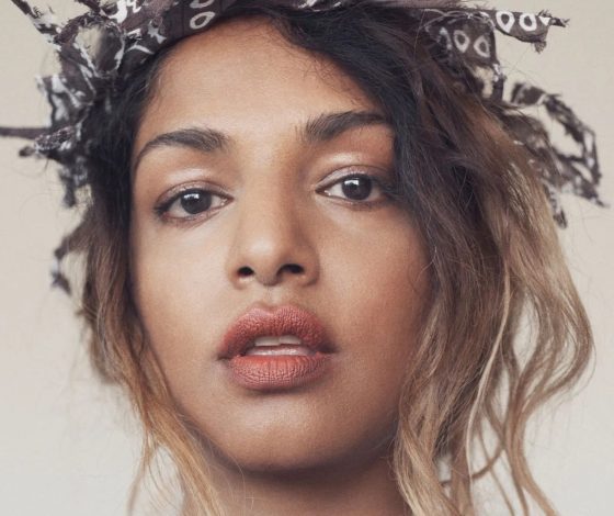 Британская певица выпустила трек с сэмплом «Катюши»