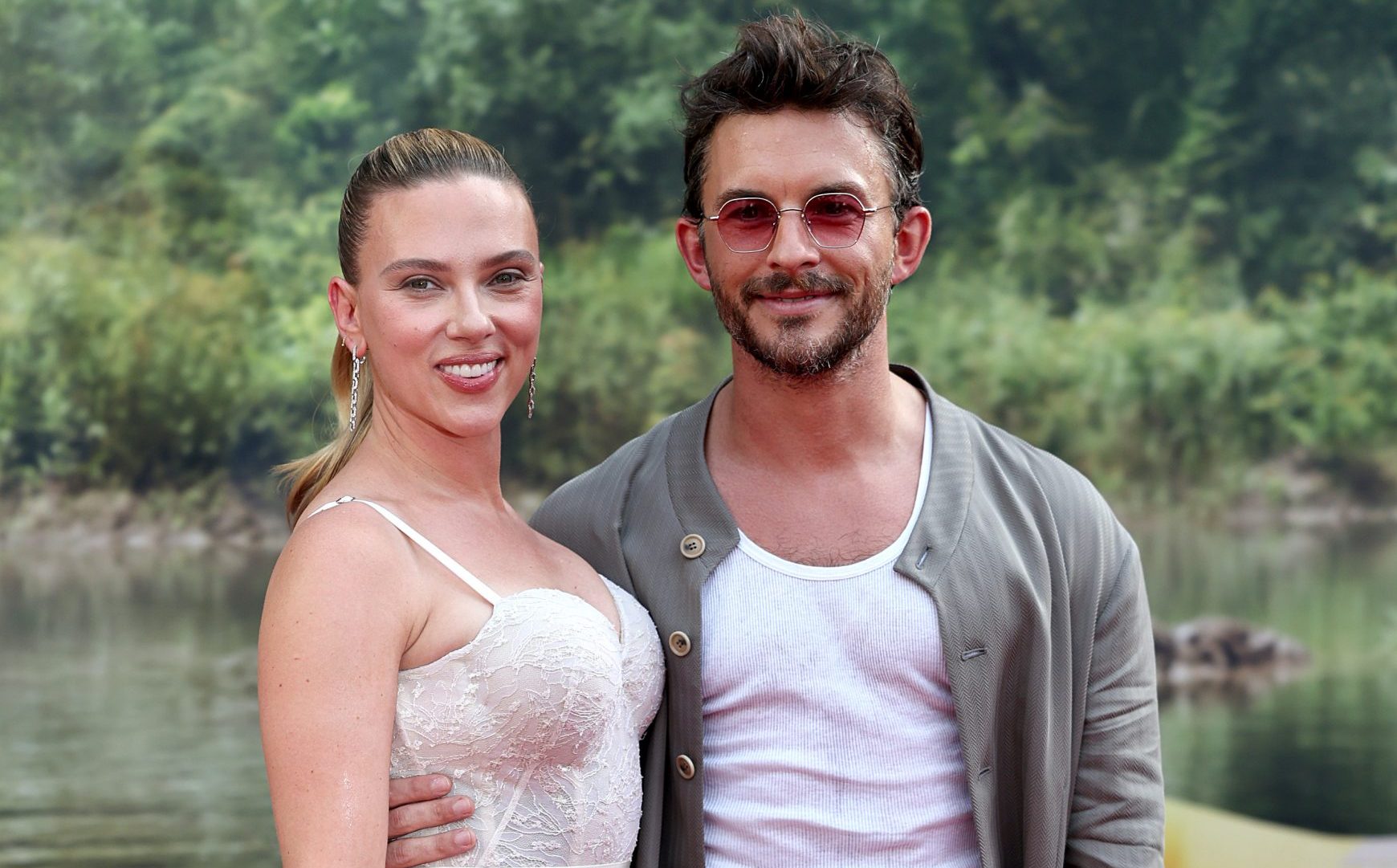 “Bridgertonov” star Scarlett Johansson replied for kisses