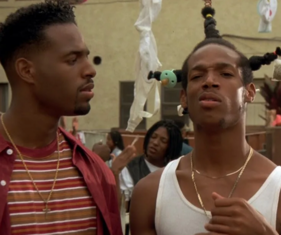 Мужчина похищал золотые слитки с помощью модной прически