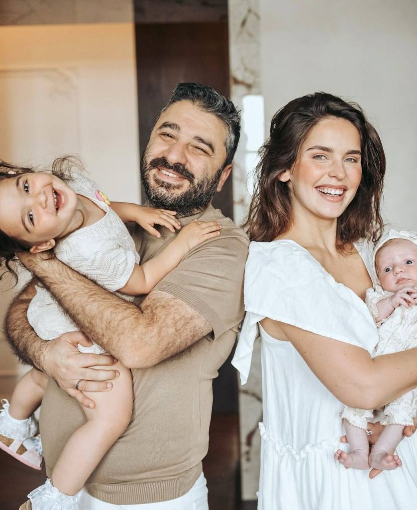 Sarik Andreasyan and Lisa Sailor with children. Photo: Social Networks