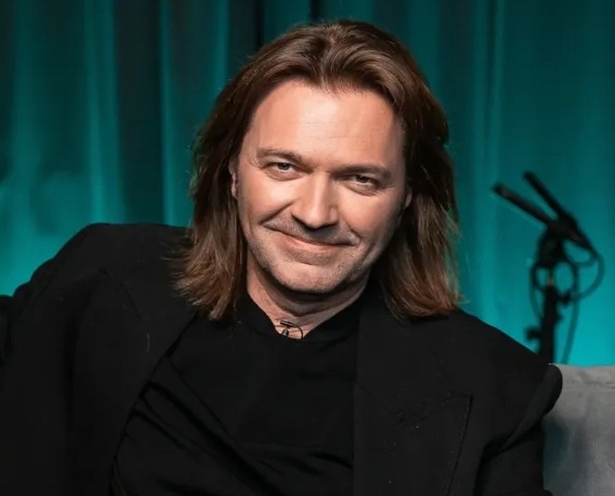 What does the youngest son of Dmitry Malikov from a deputy mother look like