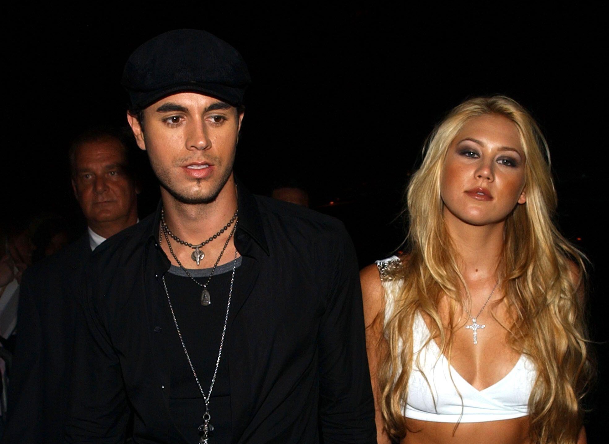 Anna Kournikova published with children from Enrique Iglesias