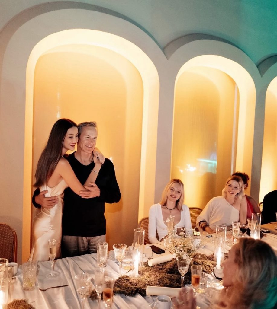 Kristina Romanova and Vladislav with Doronin friends. Photo: Social Networks