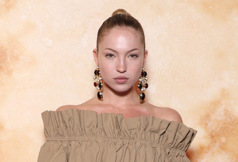 Daughter Kate Moss showed how to wear a “naked” body this season