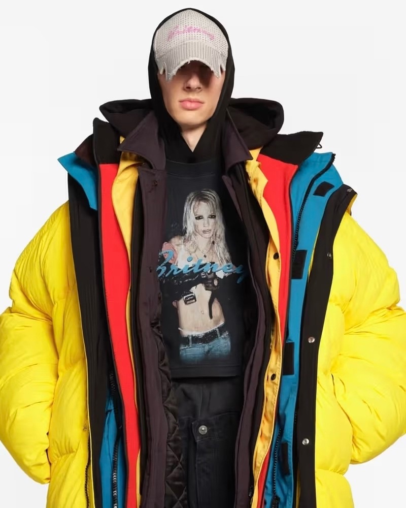 Photo: Balenciaga Site