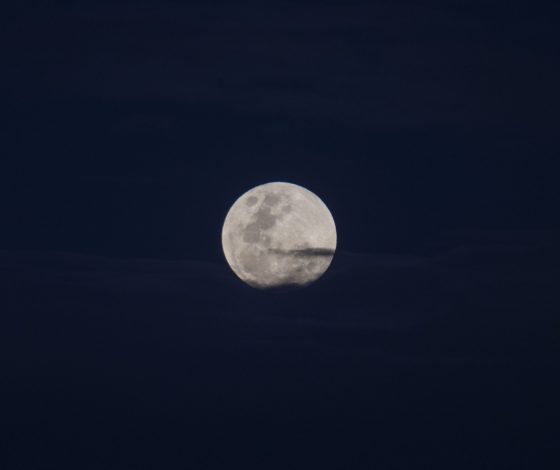 Июньское новолуние пройдет 25 числа