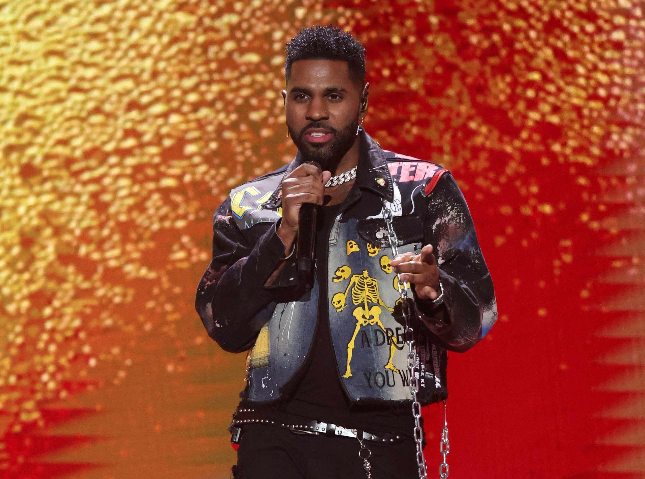 Wiggle and Talk Dirty Hitson Jason Derulo will perform in Russia