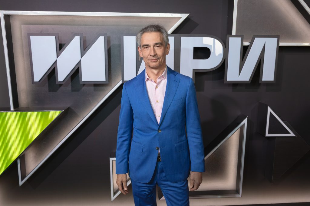Антон Златопольский