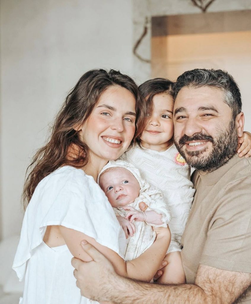 Sarik Andreasyan and Lisa Sailor with children. Photo: Social Networks