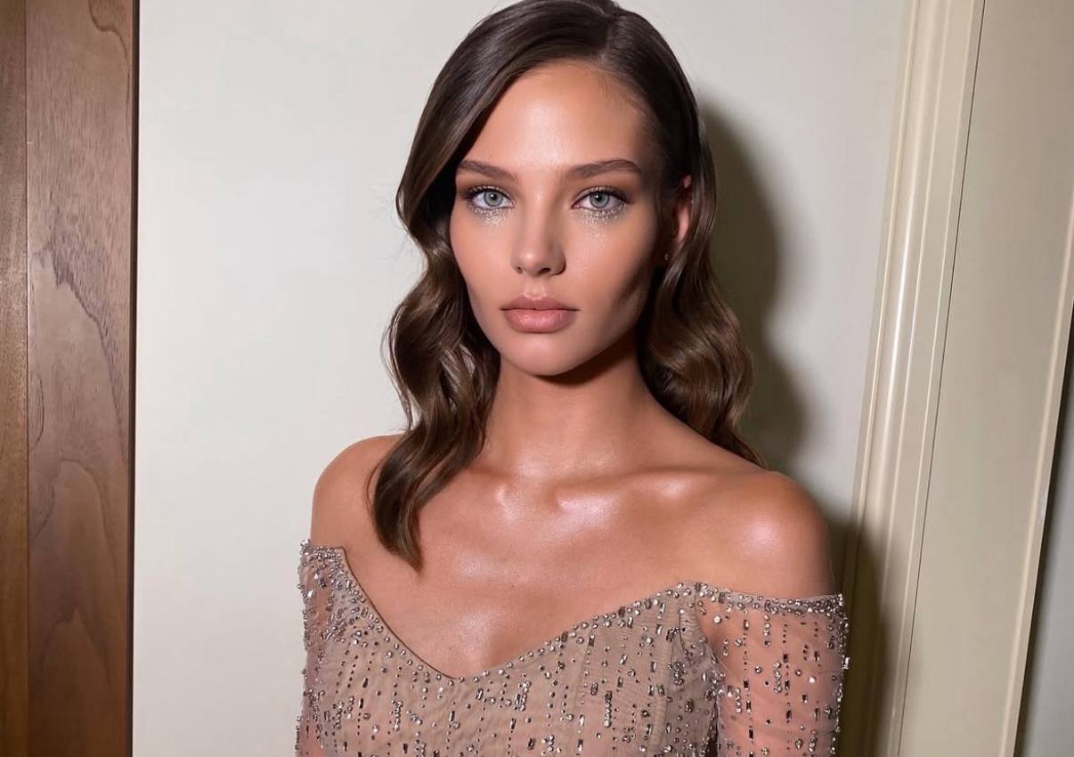 Alesa Kafelnikova returned to Moscow and visited a social evening