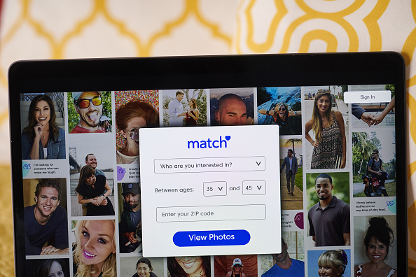 A new study shows that men should reduce the requirements in flirting applications.