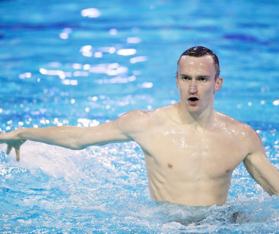 Российский синхронист Александр Мальцев выиграл золото на чемпионате мира