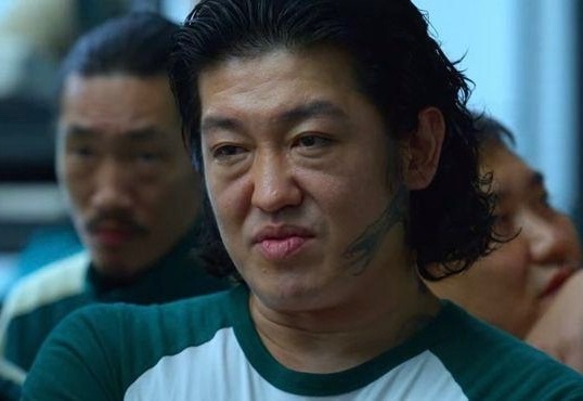 Звезда «Игры в кальмара» исполнил легендарную советскую песню