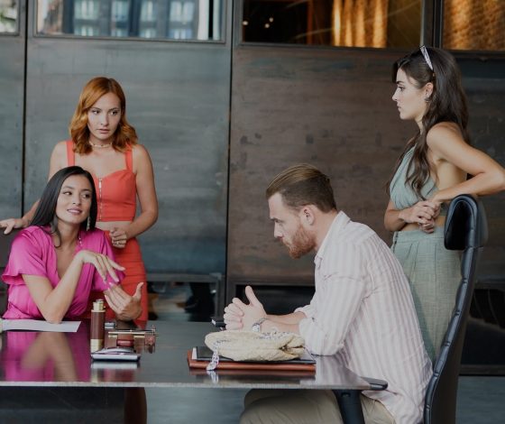 Звезда «Постучись в мою дверь» раскрыла роман с Пак Сон-хуном из «Игры в кальмара»