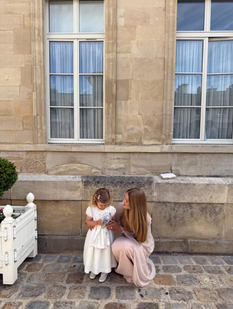 Rosie Huntington-Whiteley with her daughter. Photo: Social Networks