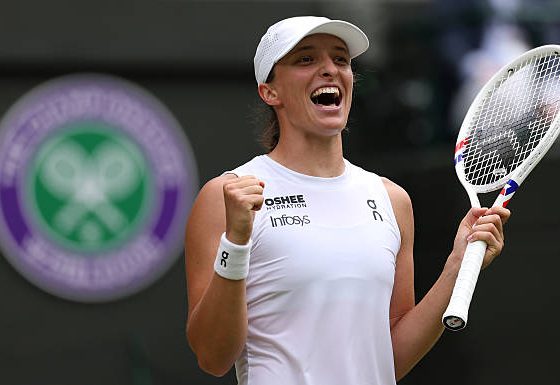 Польская теннисистка Ига Швентек завоевала свой первый титул на турнире Уимблдон