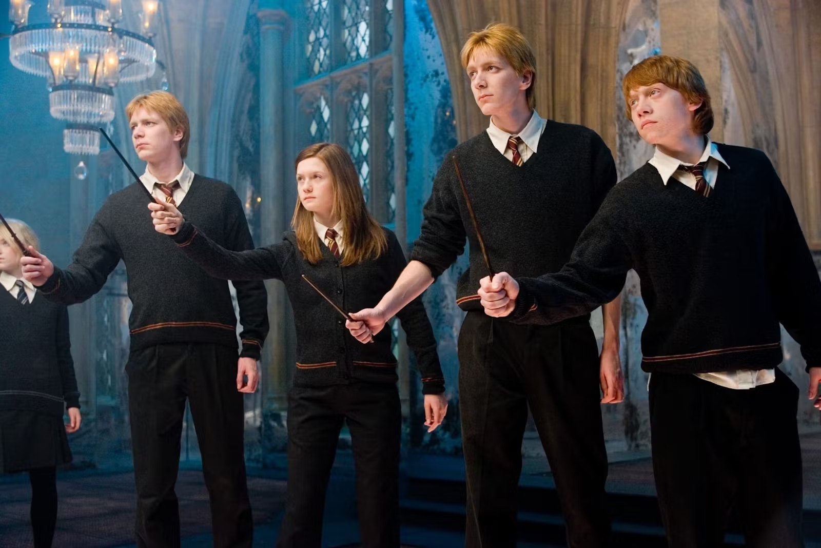 The names of the actors were known on the role of the children of the Weasley family in the series about Harry Potter