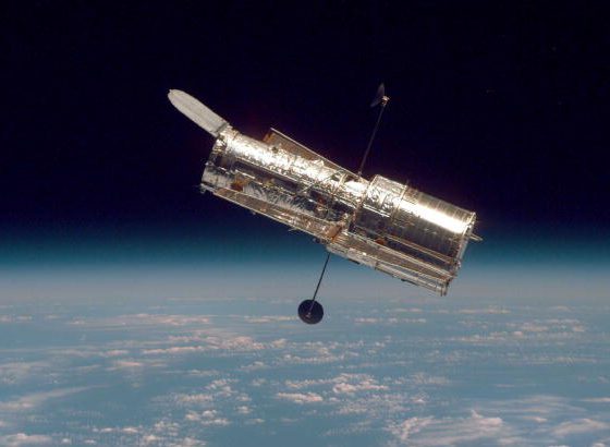 Космический телескоп «Хаббл» сделал снимок кометы, прилетевшей из другой солнечной системы