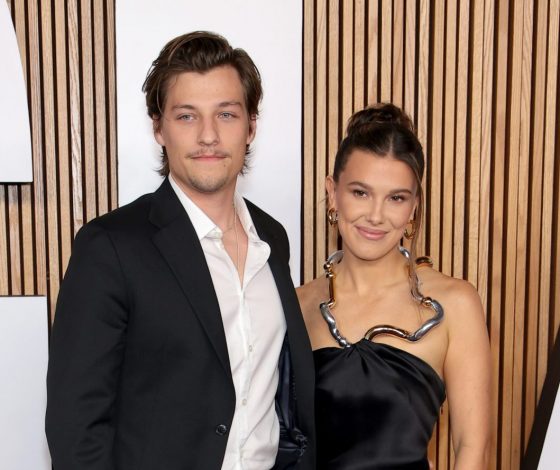 Милли Бобби Браун и Джейк Бонджови показали первое фото дочери