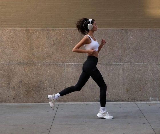 Прыжки по утрам помогают запустить организм