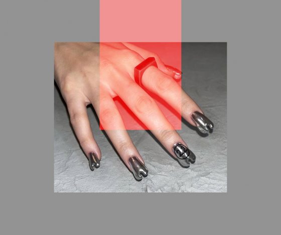 Таби-маникюр стал самым странным нейл-трендом