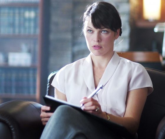 Клинический психолог объяснил, почему люди так часто используют чат-ботов