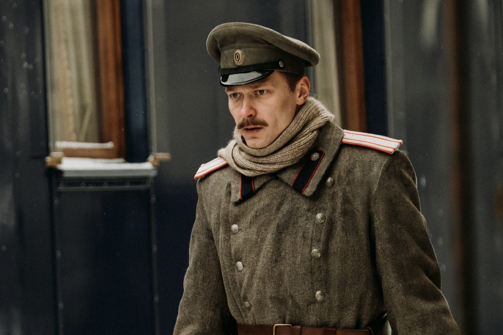 Yura Borisov announced the release date of the “Dates of the Russian Revolution” series