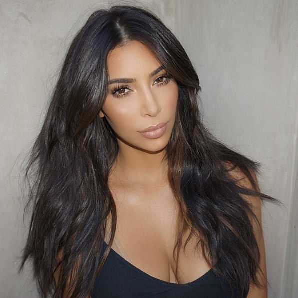 Why did Kim Kardashian and other stars start hiding their faces on the red carpet? Why did Kim Kardashian and other stars start hiding their faces on the red carpet?
