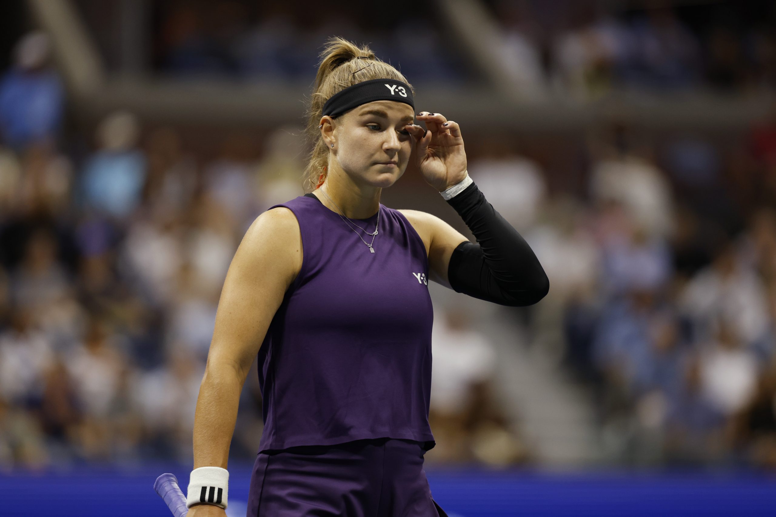 The tennis star stopped the match after noticing the old one in the crowd