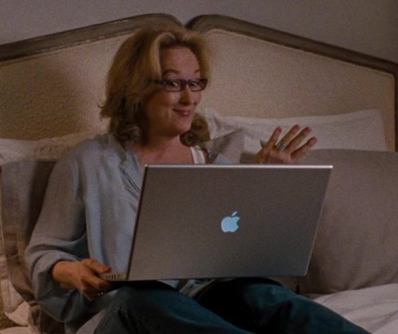 История любви женщины и ChatGPT встревожила ученых