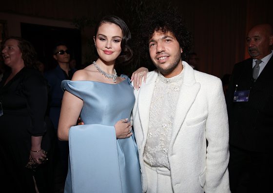 Раскрыта стоимость свадебных украшений Селены Гомес и Бенни Бланко