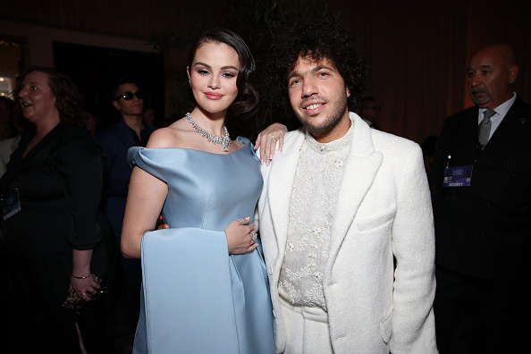 The fans noticed a touching detail in Selena Gomez and Benny Blanco’s wedding photos