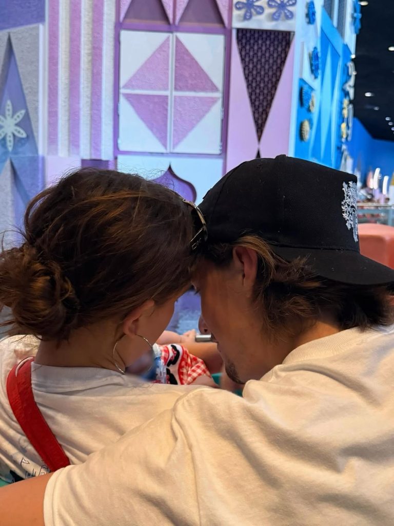 Millie Bobby Brown and Jake Bongiovi with their daughters. Photo: social networks