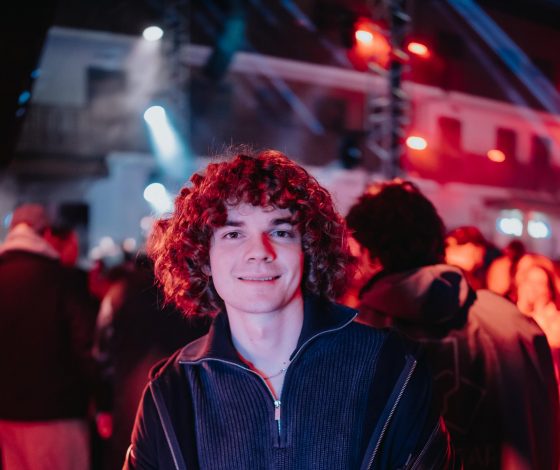 Коллеги «связали» Максима Лутчака и сделали из него легендарный мем