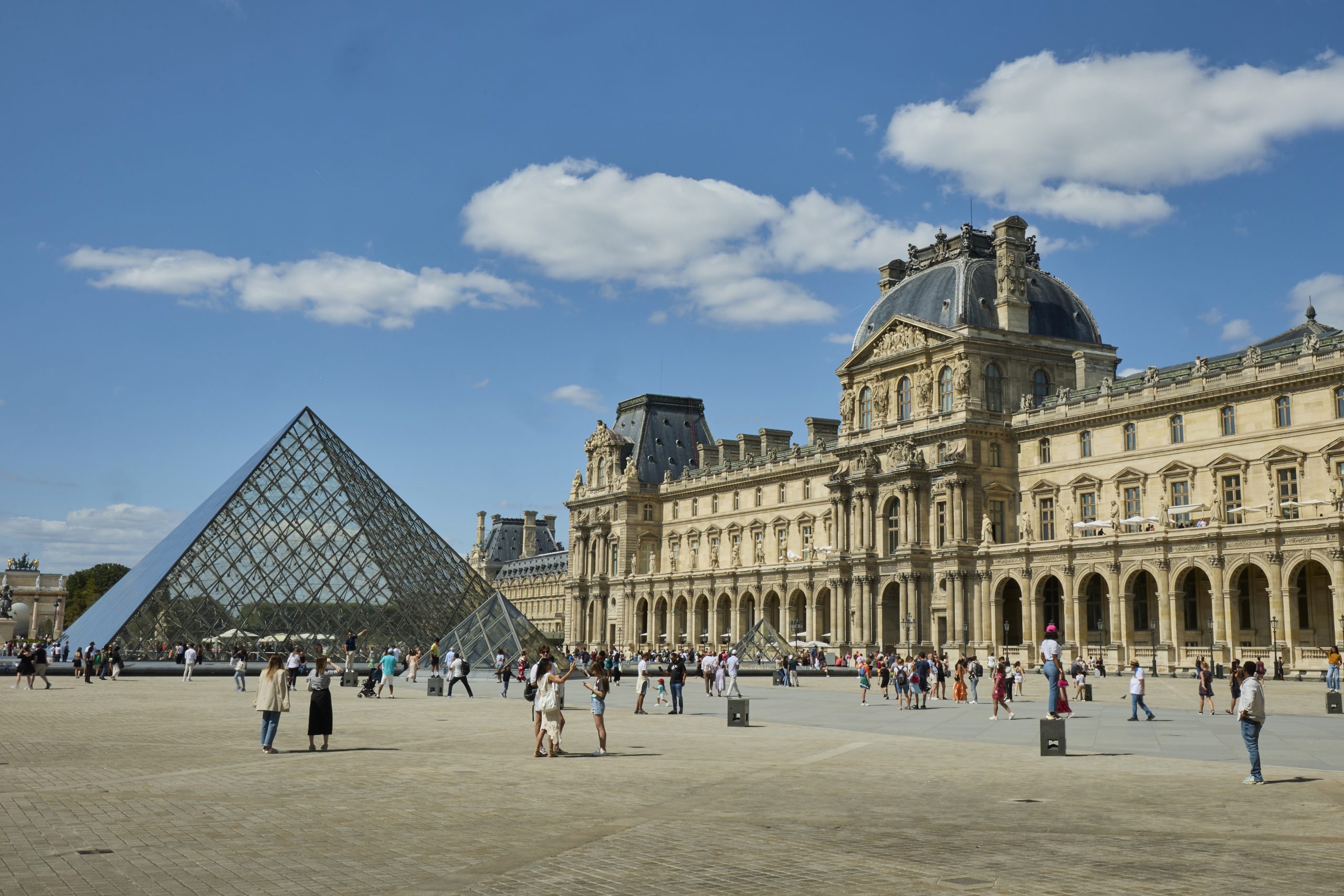 Louvre Museum was robbed