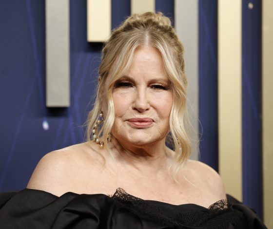 Спин-офф «Друзей» с Дженнифер Кулидж выпустили спустя почти 20 лет