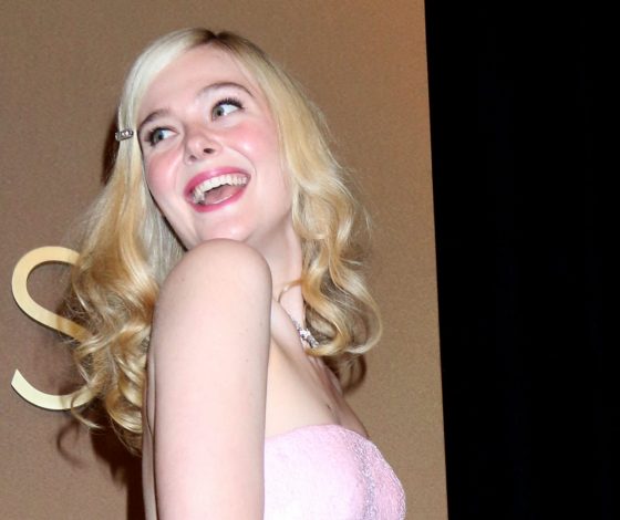 Эль Фаннинг рассказала, почему фильм Кончаловского худший в ее карьере