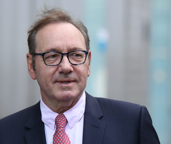 Кевин Спейси потерял дом и вынужден жить в отеле после скандала